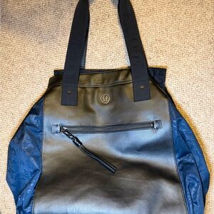 lululemon athletica Black and Navy Duffel Bag